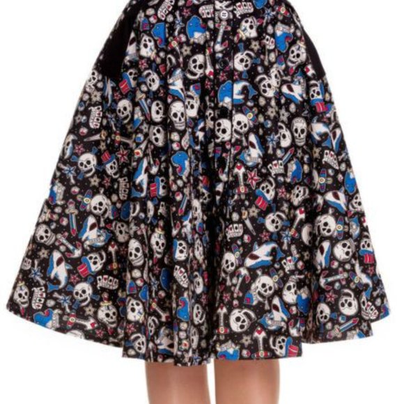 Hell Bunny Skulls n Sharks Skirt - Picture 2 of 5